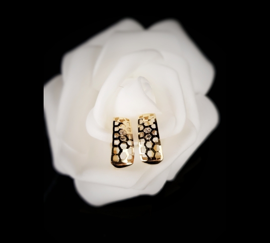 Zlaté náušnice Odie