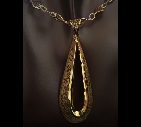 Zlatý prívesok exkluzív