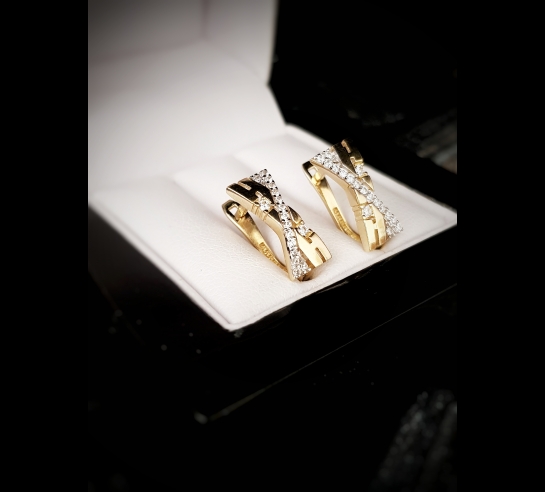Zlaté náušnice xkové so zirkónom