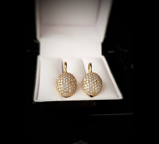Zlaté náušnice vypuklé so zirkónmi