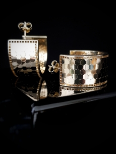 Zlaté náušnice Neo Nero Mona