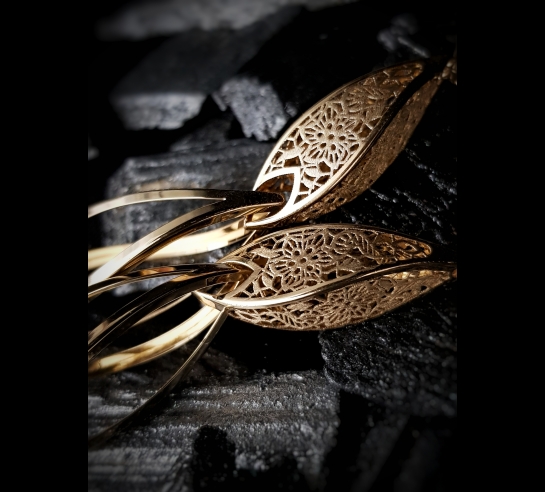 Zlaté náušnice Neo Nero