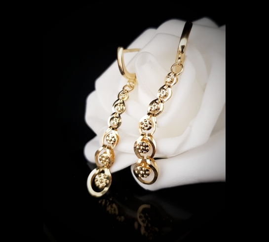 Zlaté náušnice dámske retiazkové