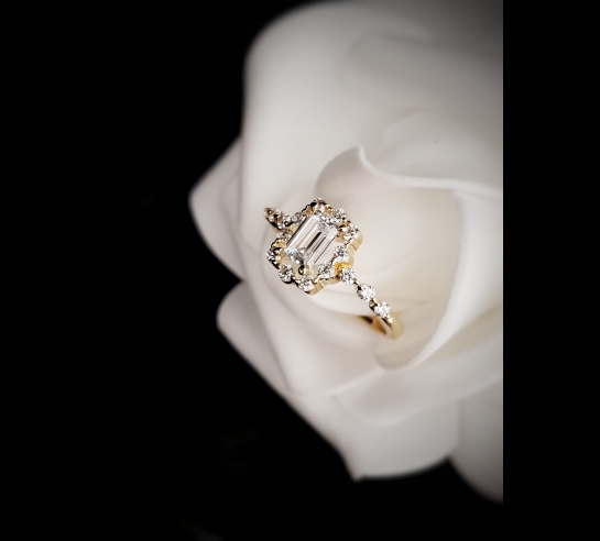 Zlatý prsteň Bazit