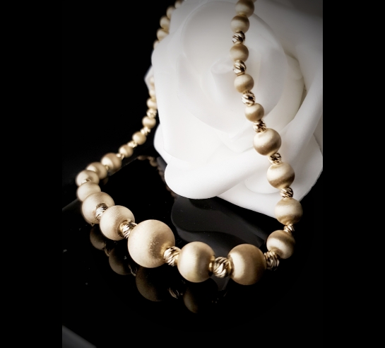 Zlatý náhrdelník Bazzi