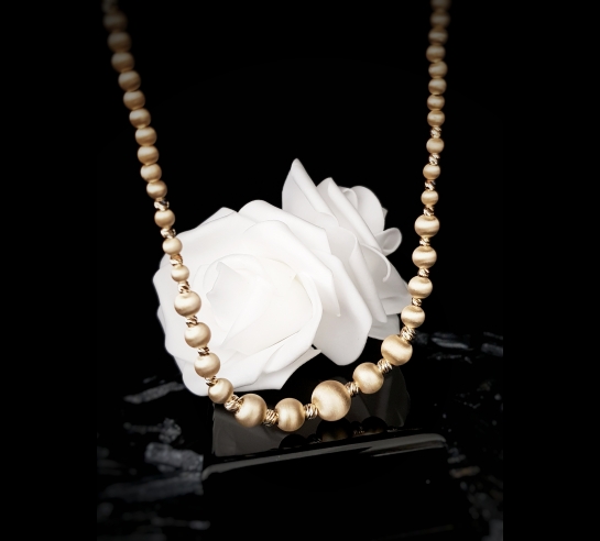 Zlatý náhrdelník Bazzi