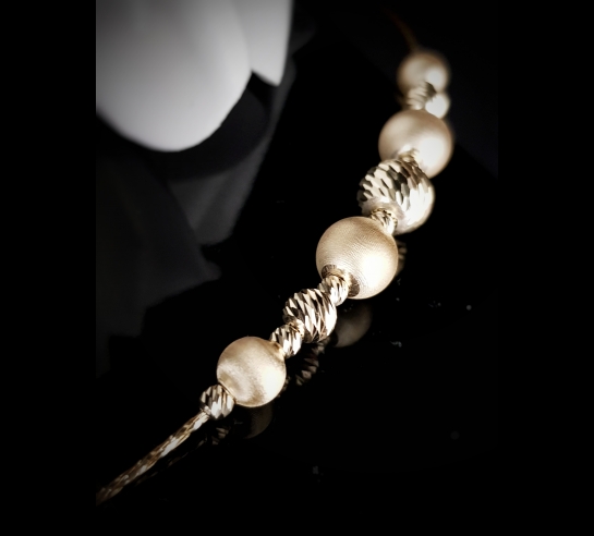 Zlatý náhrdelník Beolitt