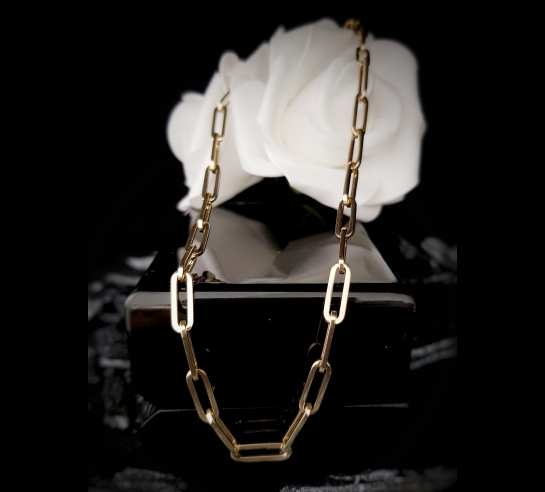 Zlatá retiazka Carlin