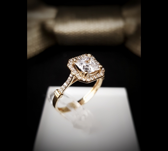 Zlatý prsteň Elegancia