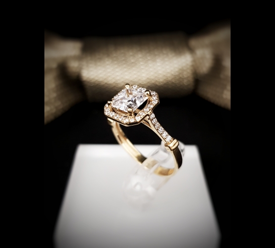 Zlatý prsteň Elegancia