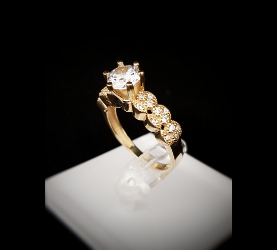 Zlatý prsteň Bonic