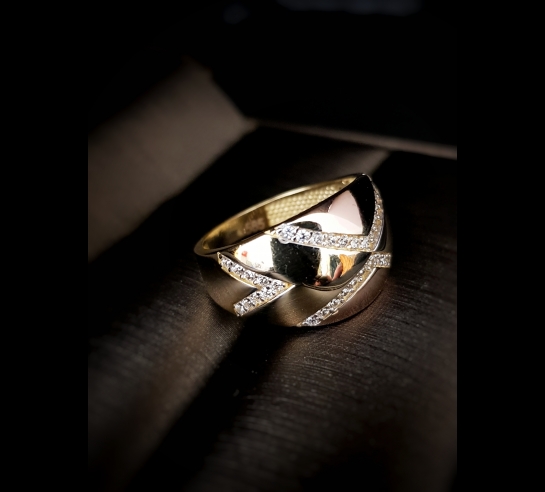 Zlatý prsteň Sador