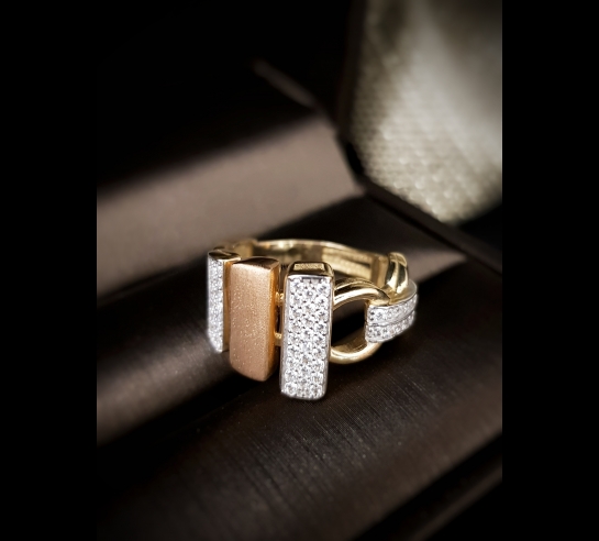 Exkluzívny prsteň Diferent