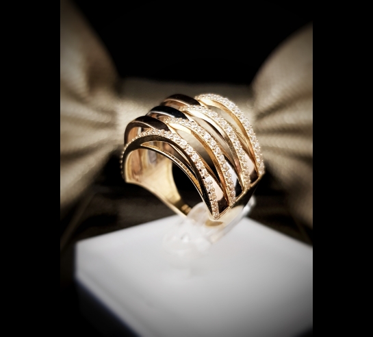 Exkluzívny prsteň Nett