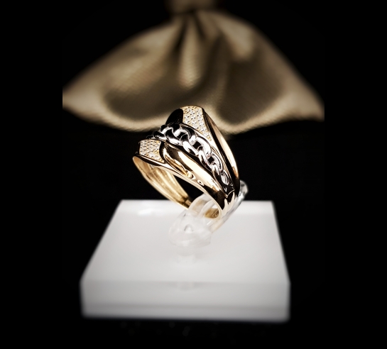 Zlatý prsteň Dormir