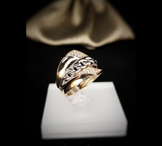 Zlatý prsteň Dormir