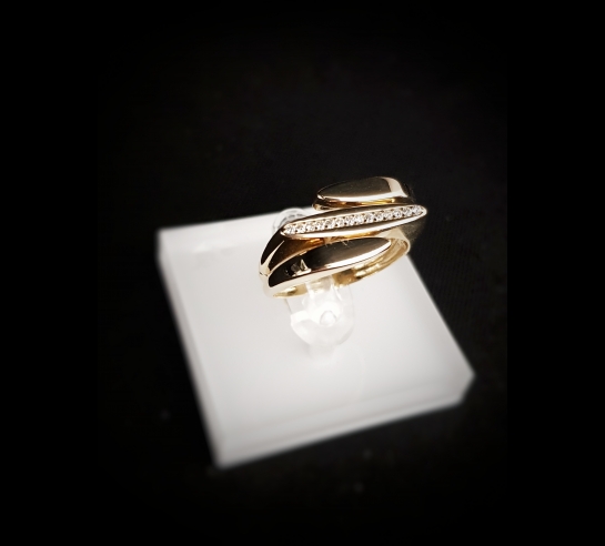 Zlatý prsteň Signific