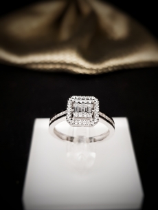 Zlatý prsteň Marti z...