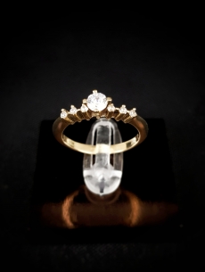 Zlatý prsteň Doris