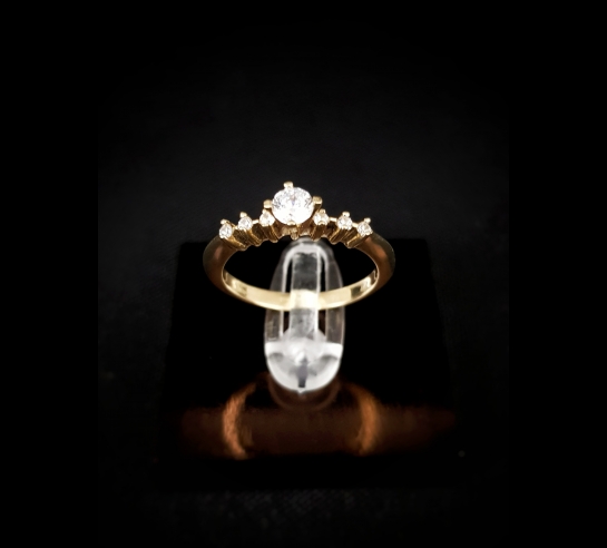 Zlatý prsteň Doris