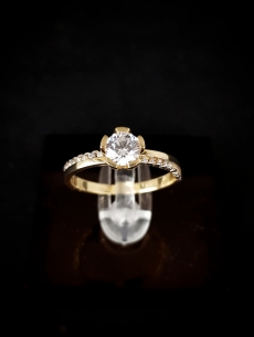 Zlatý prsteň Tania