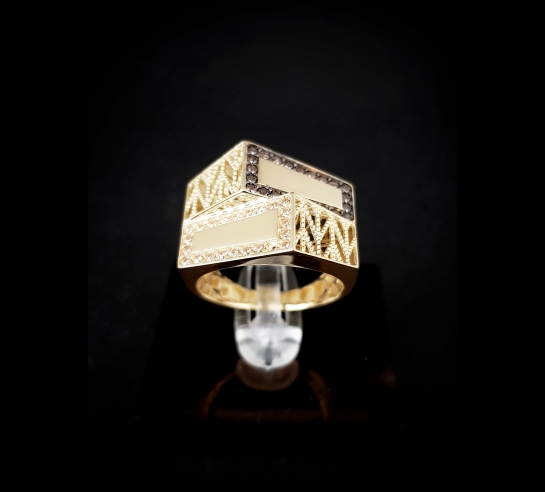 Luxusný zlatý prsteň Legion