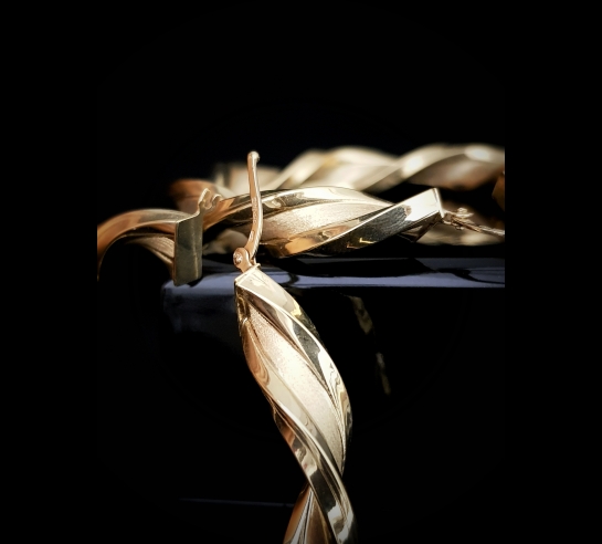 Zlaté kruhové náušnice