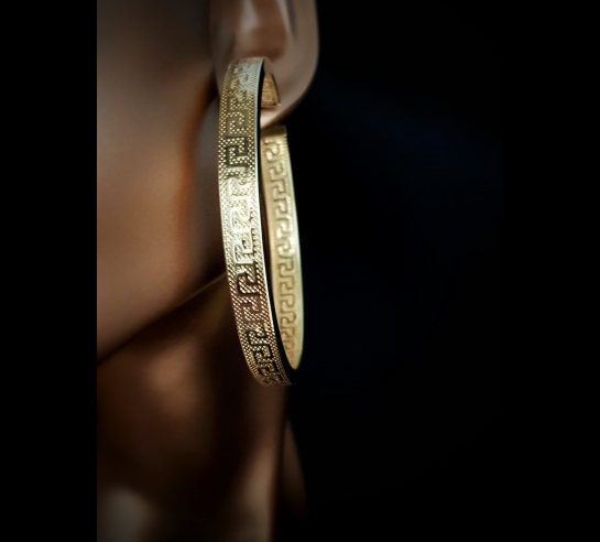 Zlaté kruhové náušnice