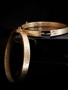 Zlaté kruhové náušnice