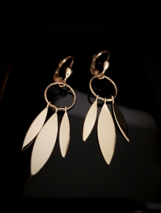 Zlaté náušnice Lemur