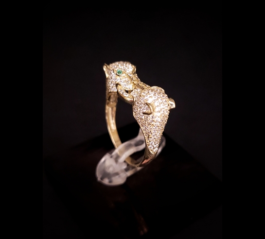 Zlatý exkluzívny prsteň pumy