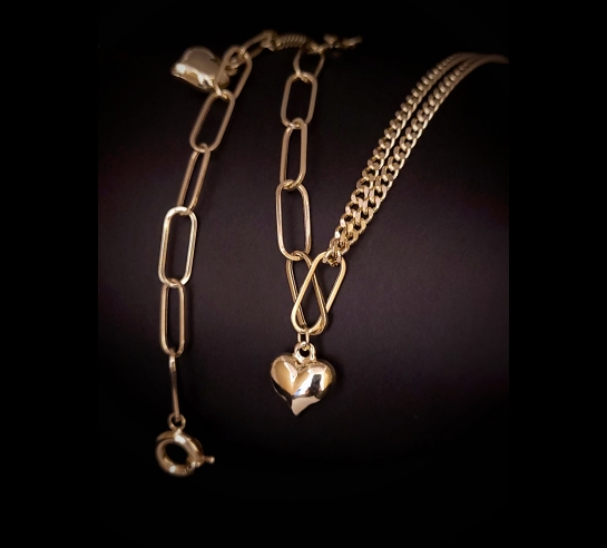 Zlatá retiazka v modernom dizajne Talina