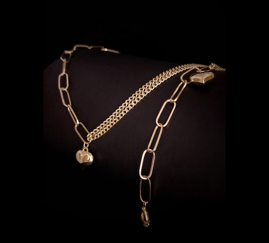 Zlatá retiazka v modernom dizajne Talina