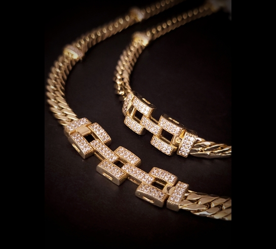 Zlatý náhrdelník Katherine