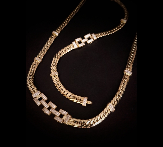 Zlatý náhrdelník Katherine