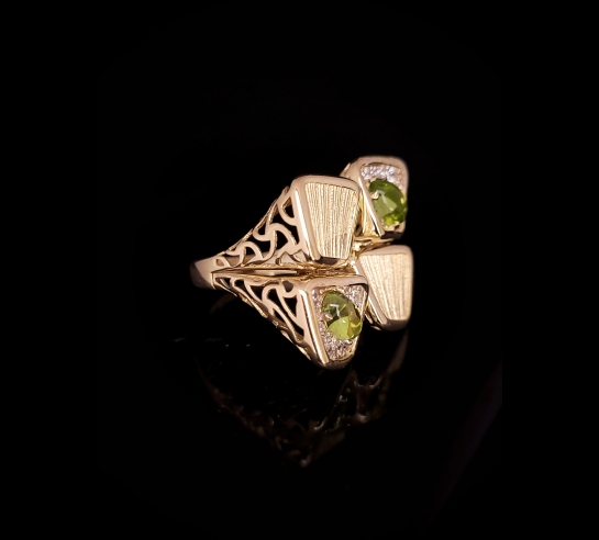 Zlatý luxusný prsteň Green