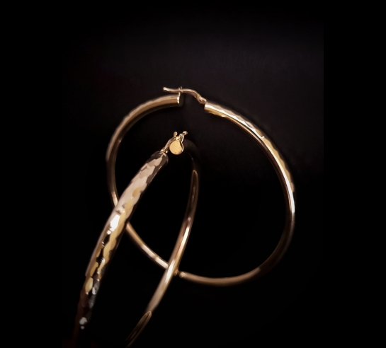 Zlaté náušnice kruhové s gravírom