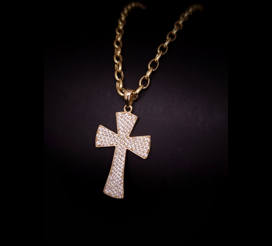 Zlatý zirkónový prívesok elegancia