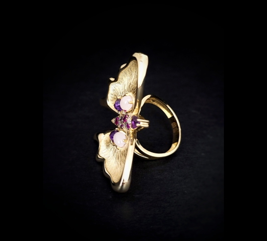 Zlatý prsteň Butterfly