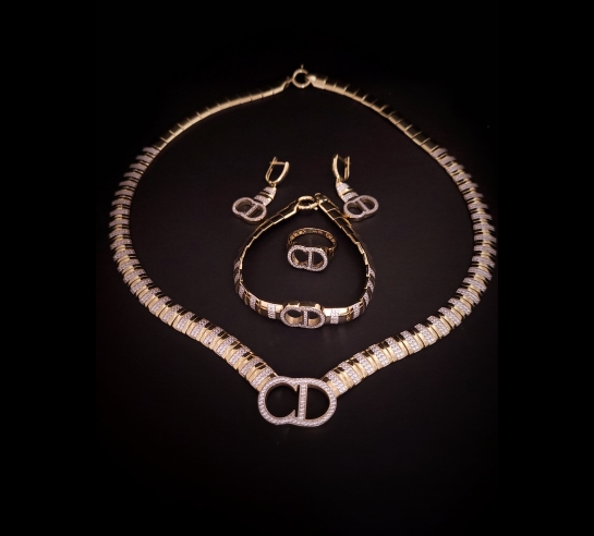 Zlatý náhrdelník Christian