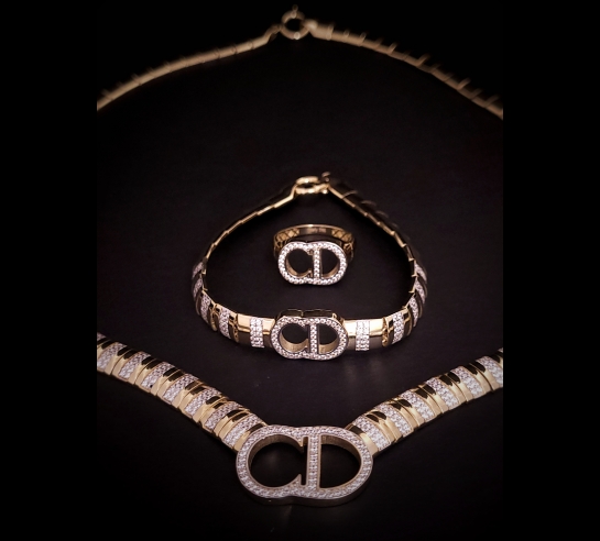 Zlatý náhrdelník Christian