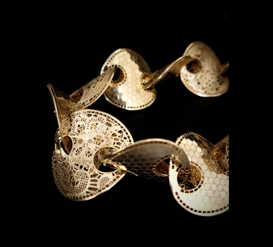 Zlatý dámsky náhrdelník Luxury Neonero