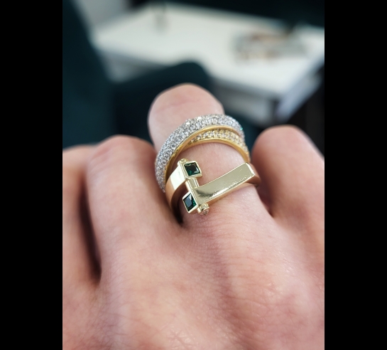 Zlatý prsteň Caval