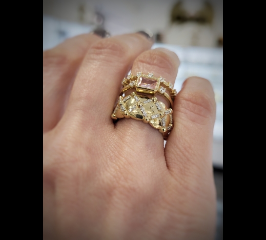 Zlatý prsteň Glory