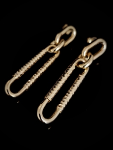 Zlaté náušnice Ovan