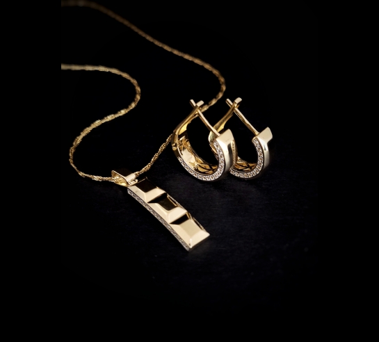 Zlatý prívesok Perlo