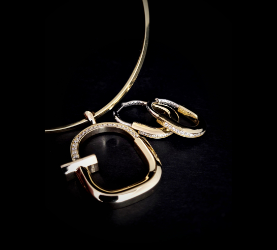 Zlatý prívesok Gibbi II