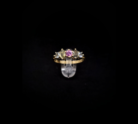 Zlatý prsteň so Zafírom a Topasom...