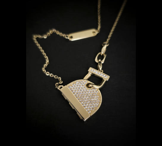 Zlatá retiazka Oniva