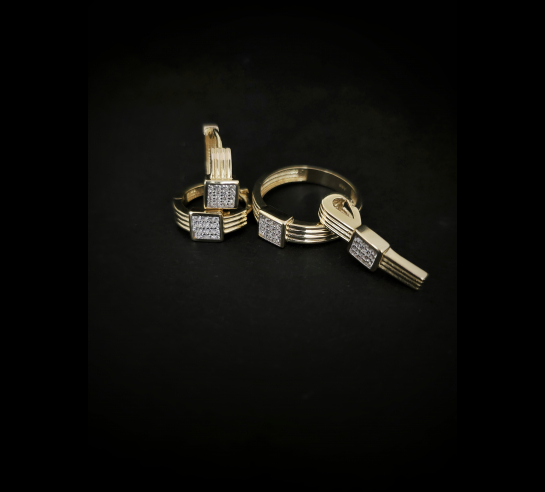 Zlatý prívesok Engen